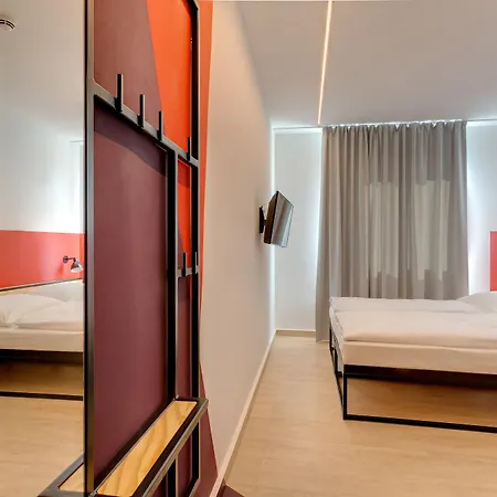 Hotel Meininger Hauptbahnhof Leipzig