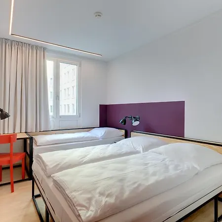 Meininger Hauptbahnhof Otel Leipzig