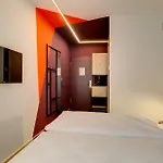 Hotel Meininger Hauptbahnhof 3*