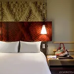 Meininger Hauptbahnhof Hotel 3*