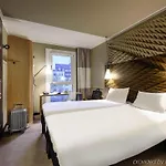 Hotel Meininger Hauptbahnhof 3*