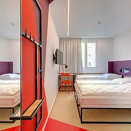 Meininger Hauptbahnhof Hotel
