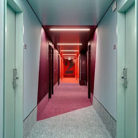 Meininger Hauptbahnhof Lipsia