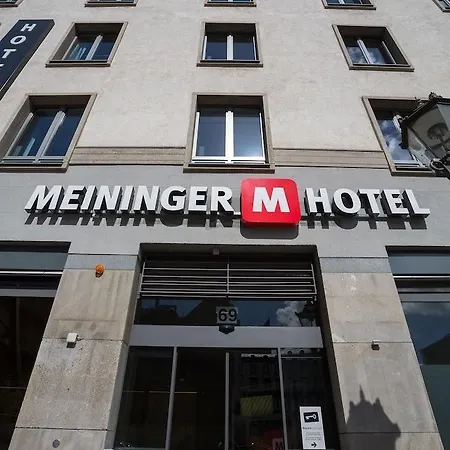 Meininger Hauptbahnhof Отель 3*