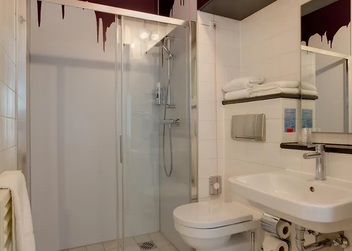 Meininger Hauptbahnhof Отель Лейпциг