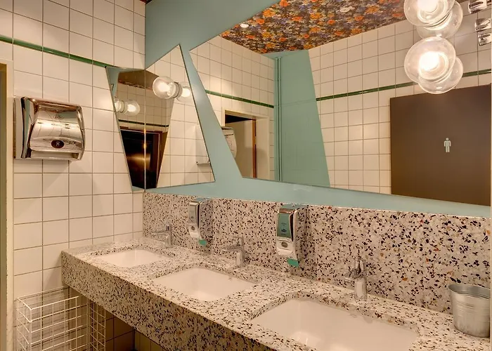 Meininger Hauptbahnhof 3* Лейпциг