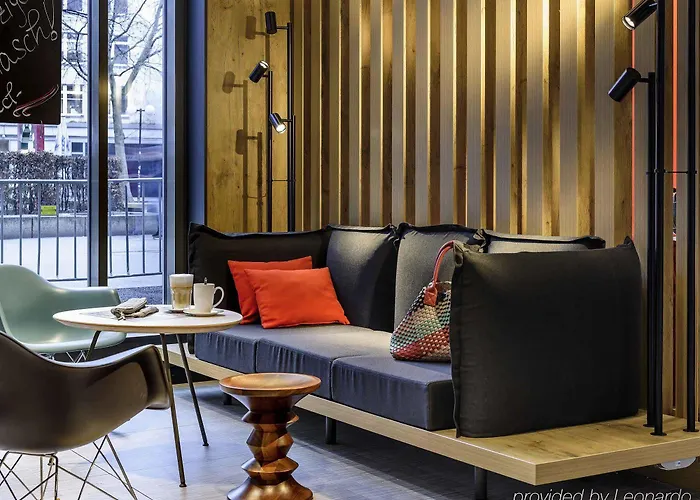 Meininger Hauptbahnhof Hotell 3*