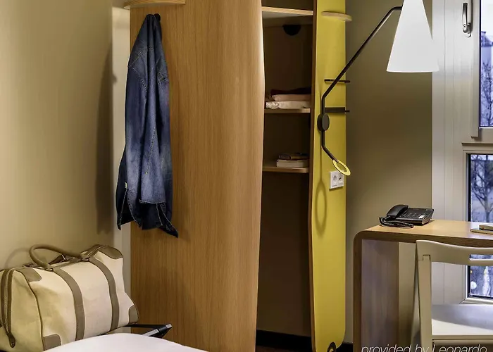 Hotell Meininger Hauptbahnhof 3*