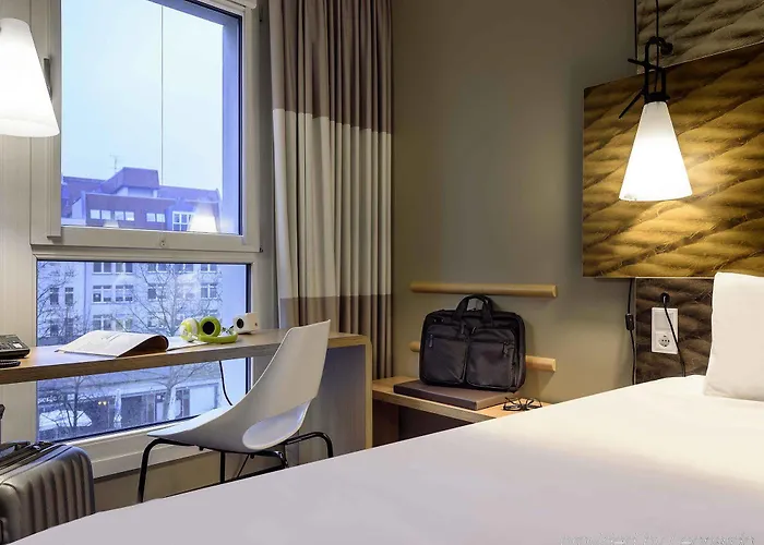 Meininger Hauptbahnhof Hotell